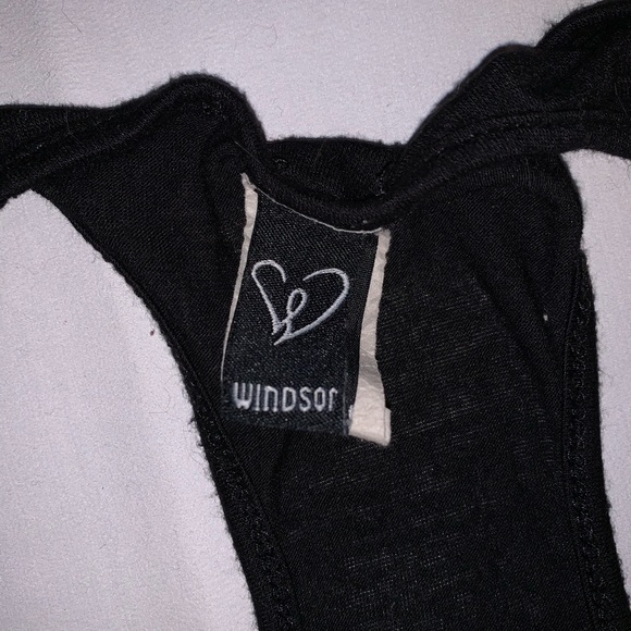 Black Flowy Rasor Back Tank Top - Picture 2 of 2